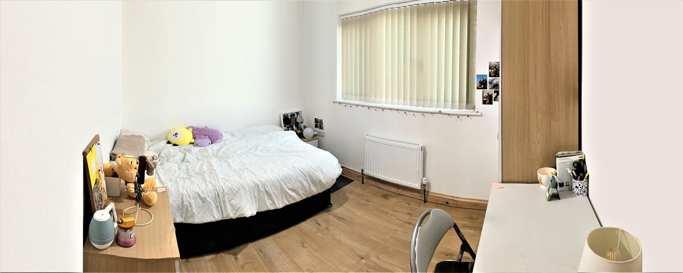 Flat Frenchay Park Road in Bristol