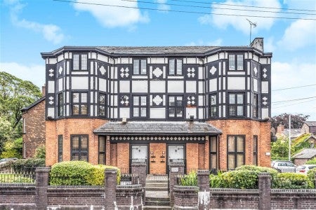 Flat Abbey Grove in Salford