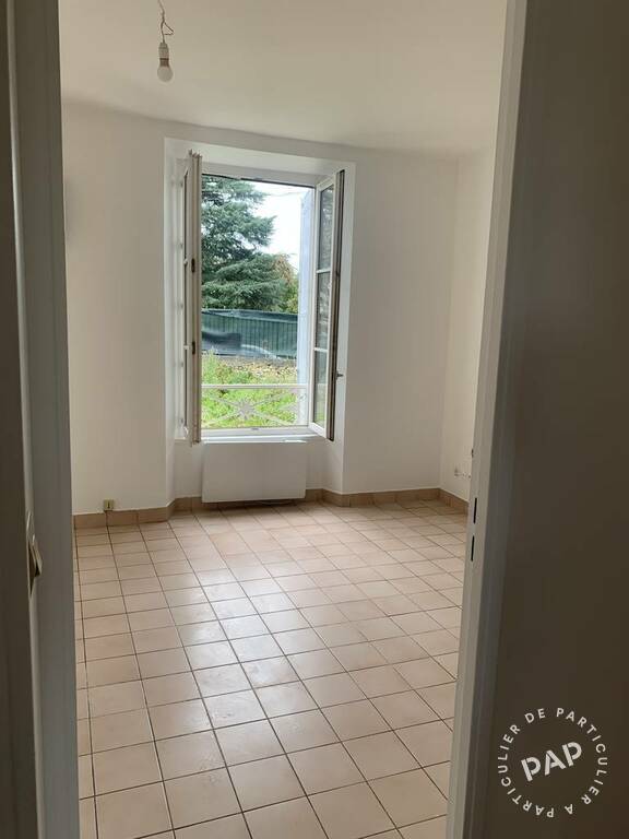 Flat Rue des Saints-Pères in Melun