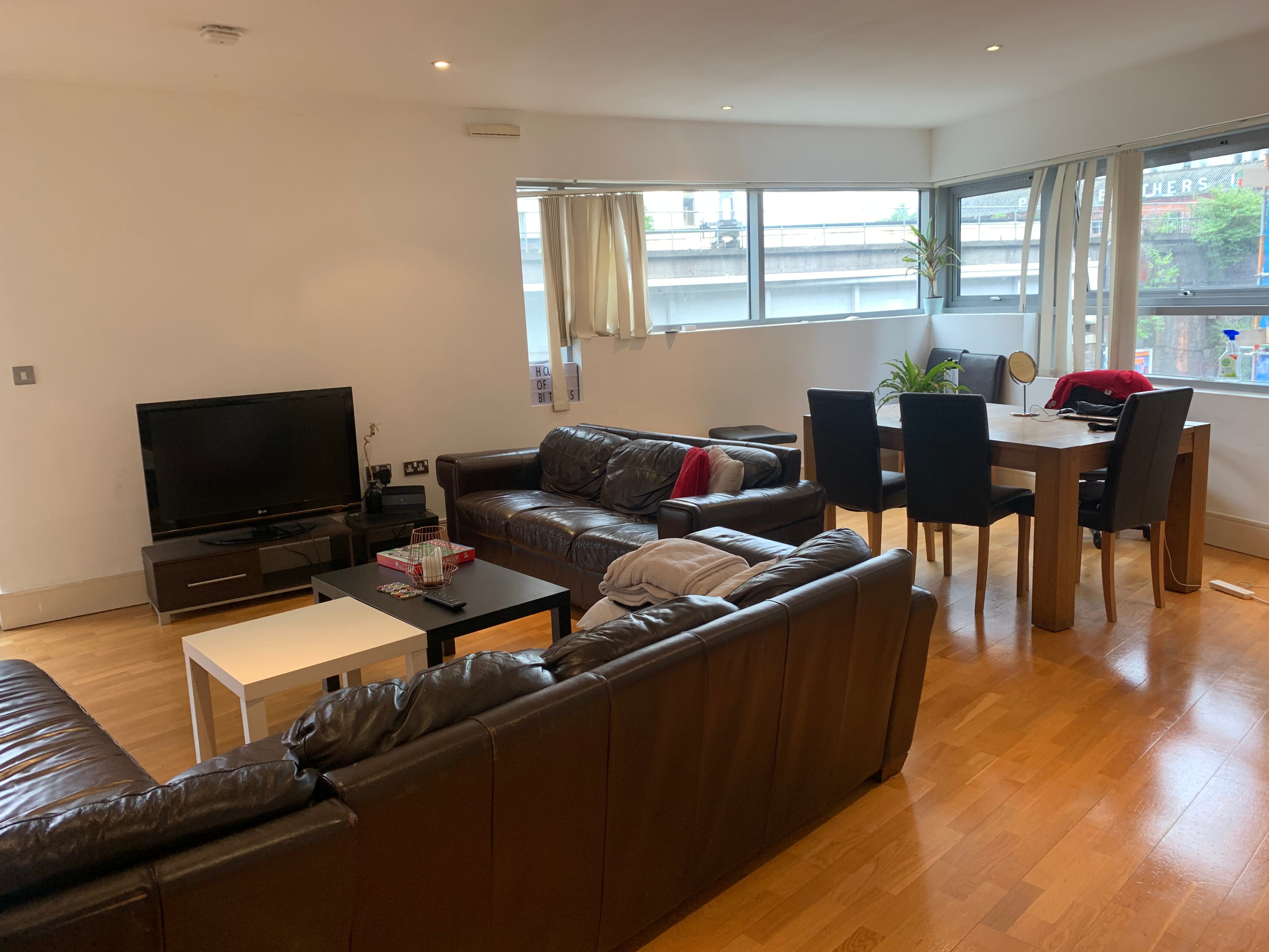 Flat Whitworth Street West in Manchester