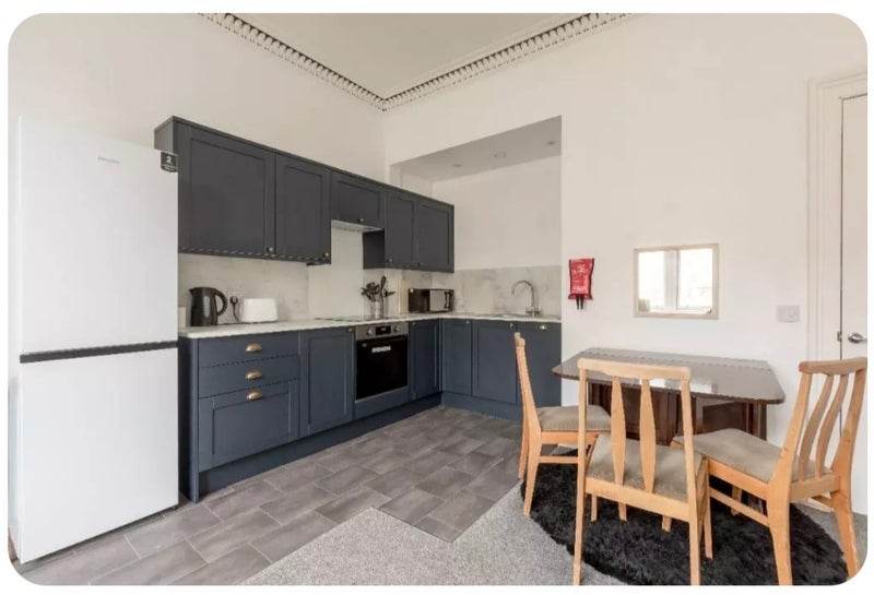 Flat Melville Terrace in City of Edinburgh