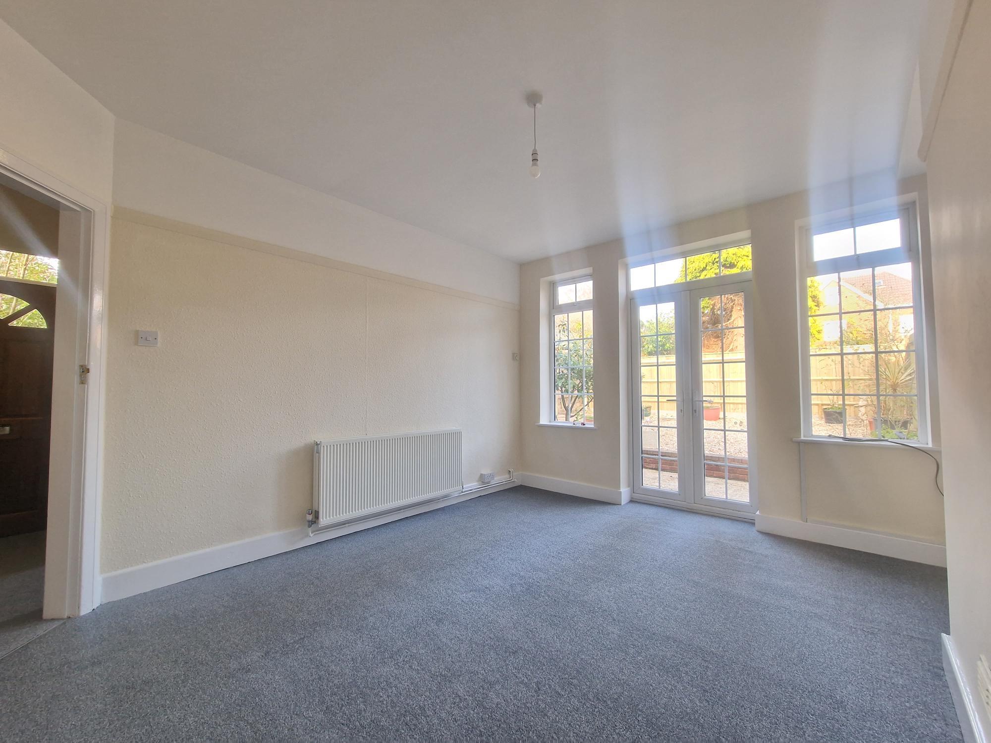 Flat Seagarth Lane in Southampton
