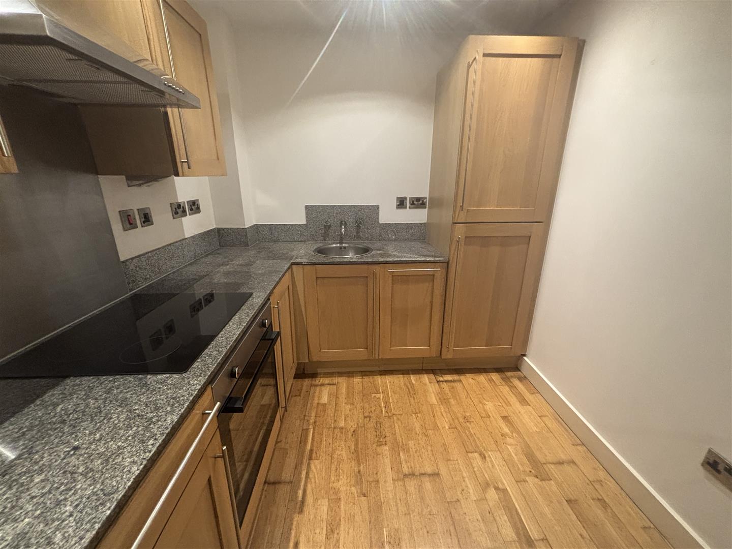 Flat IONA WAY in Urmston