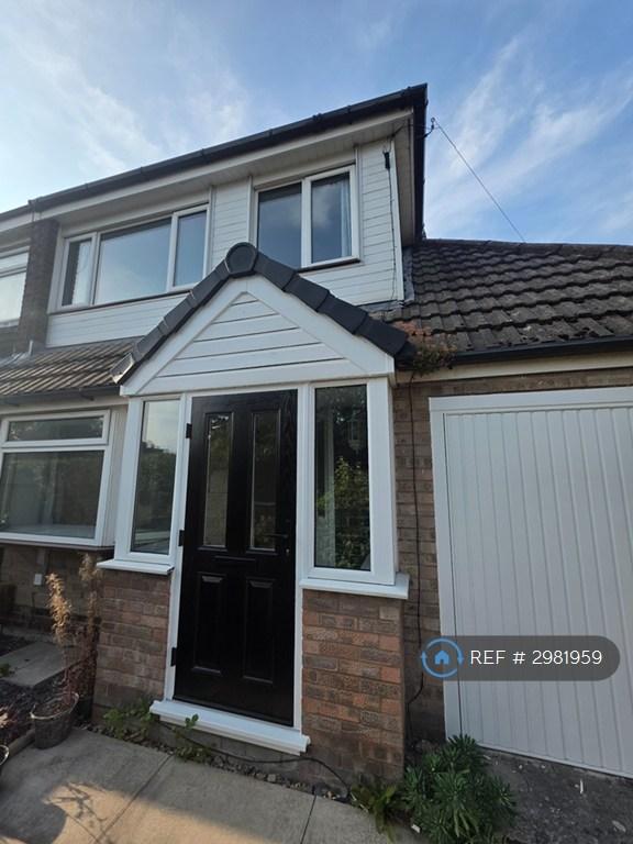 House Haddon Close in Macclesfield