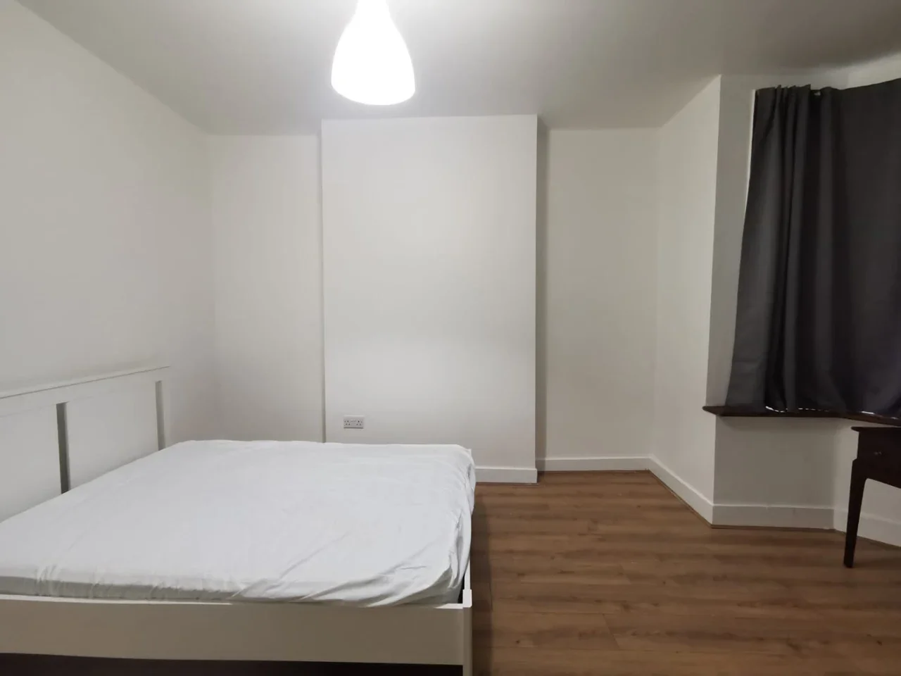 Room Framfield Road in Greater London