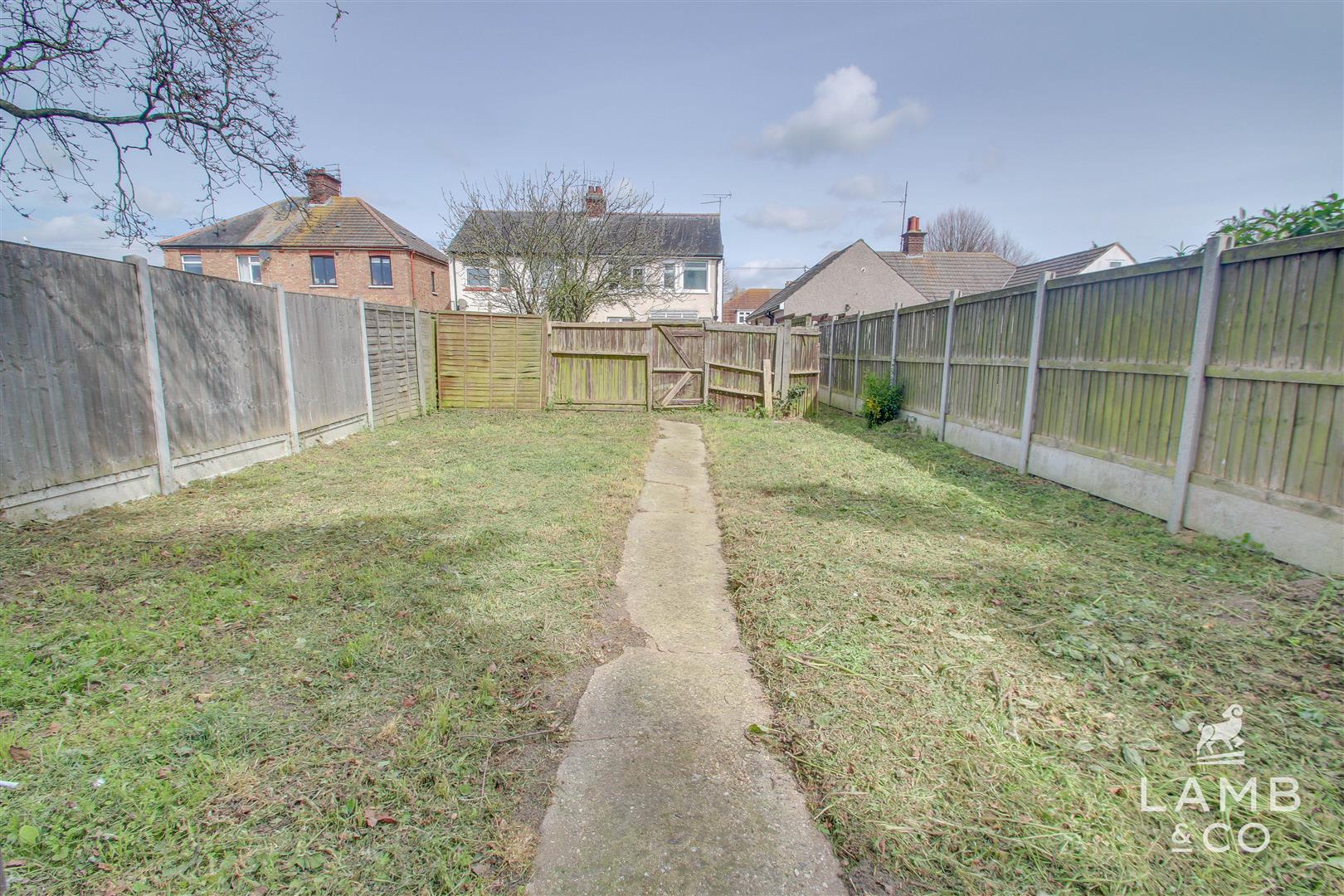 Flat Jameson Road in Clacton-on-Sea