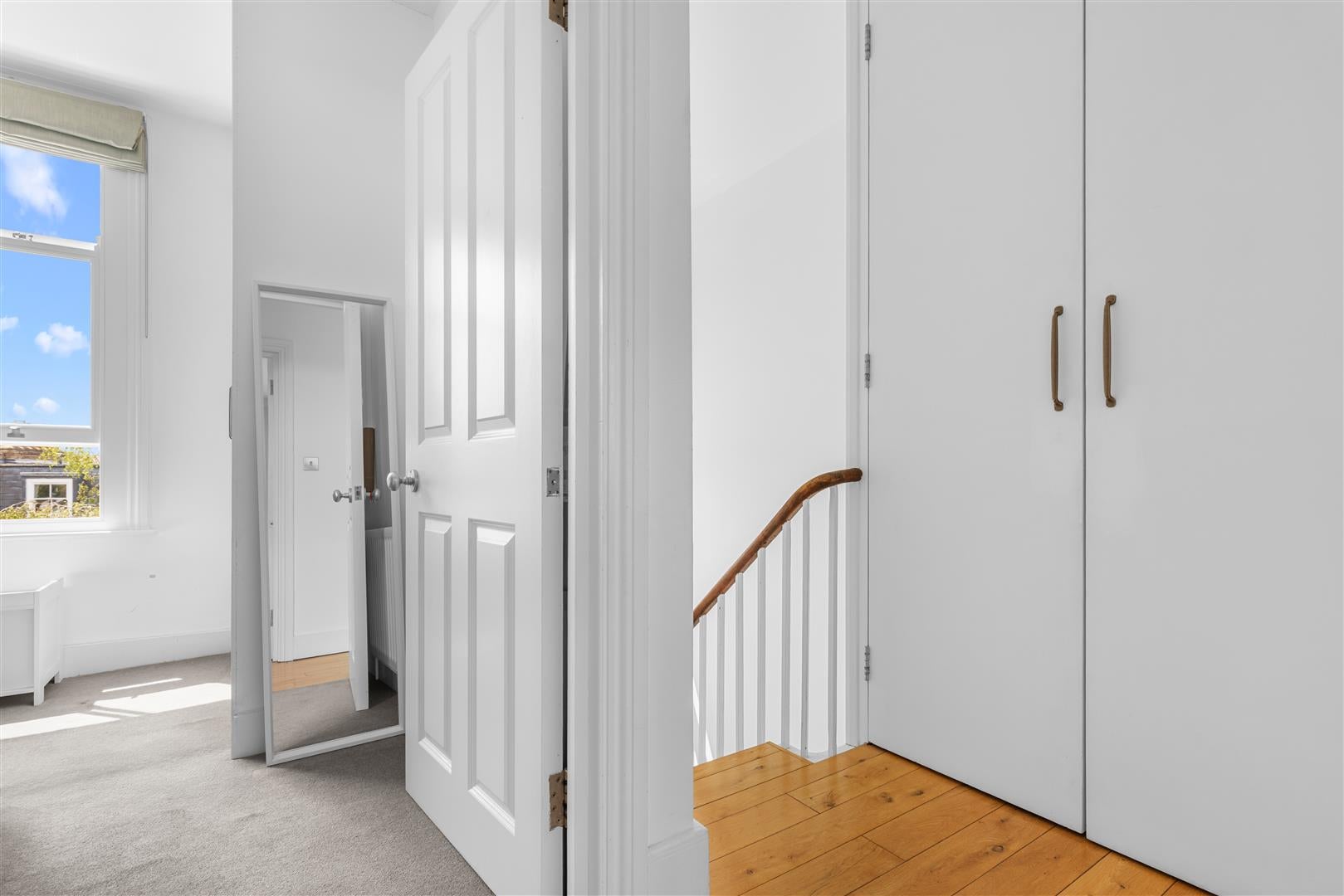 Flat Packington Street in Greater London