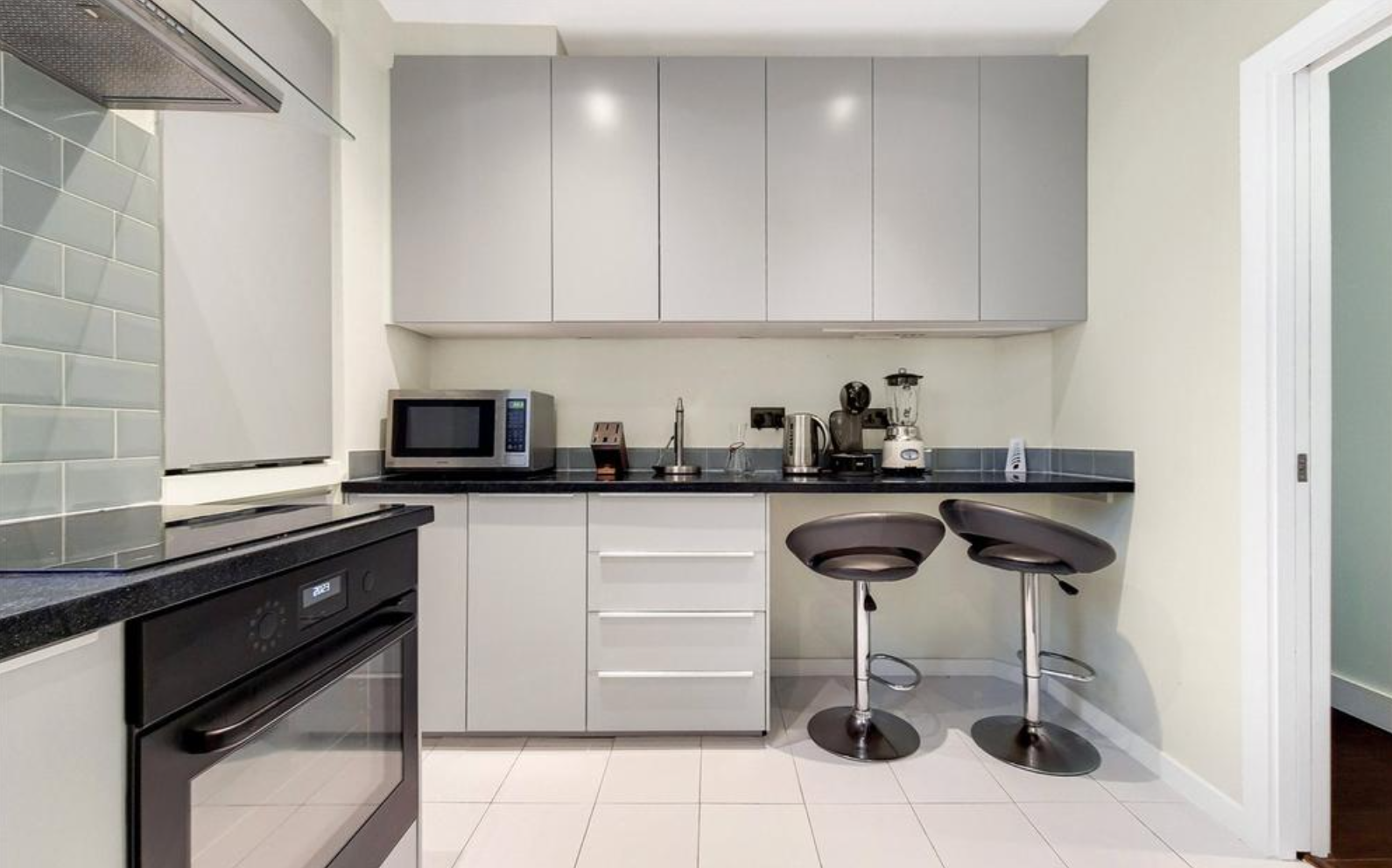 Flat Brompton Road in Greater London