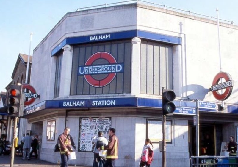 Room Fieldhouse Road in Greater London