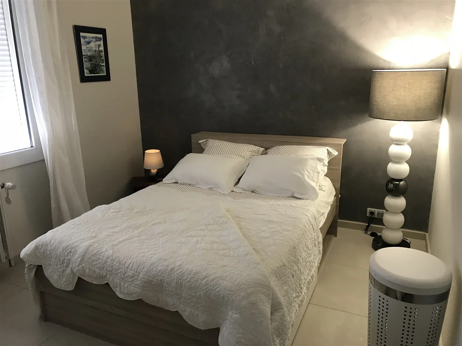 Chambre Rue Charlemagne à Nîmes