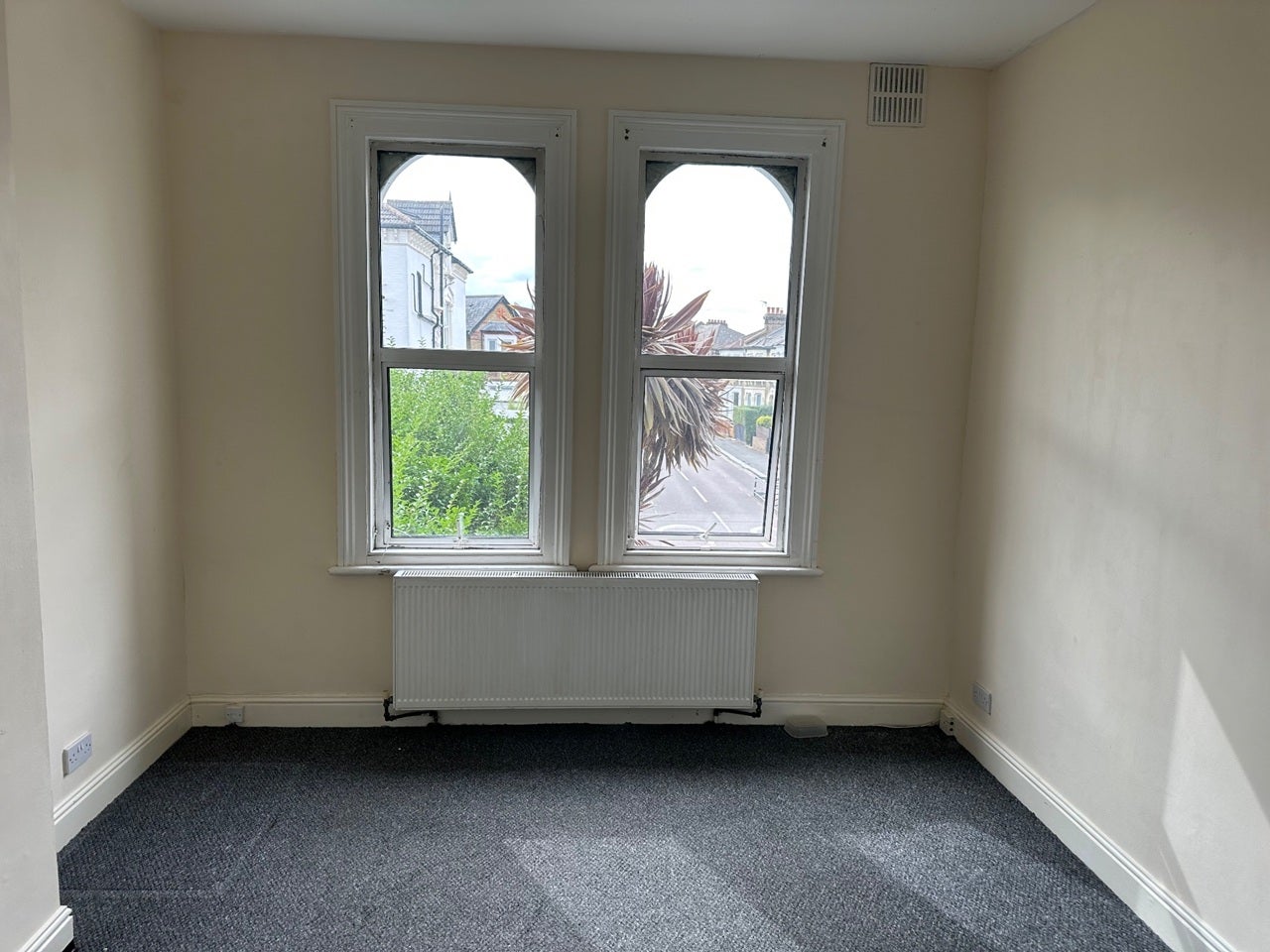 Flat Hither Green Lane in Greater London