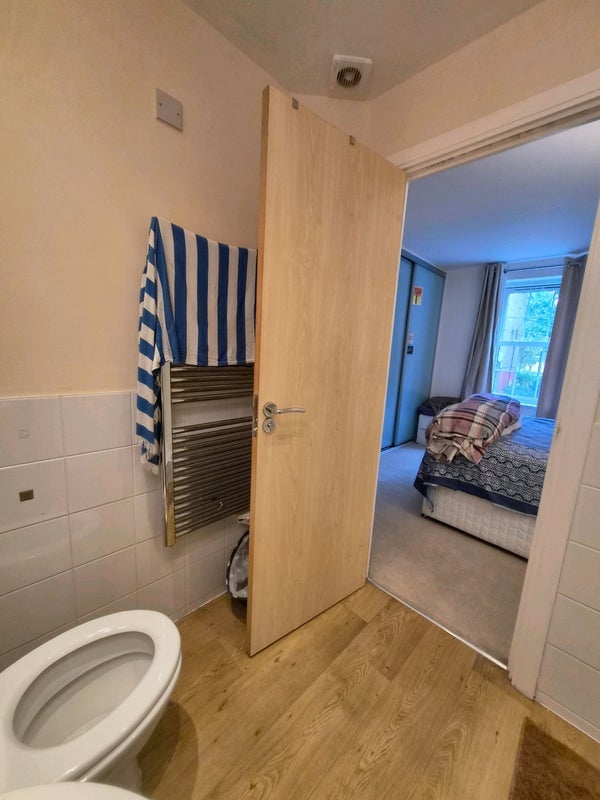 Flat Leroy Street in Greater London