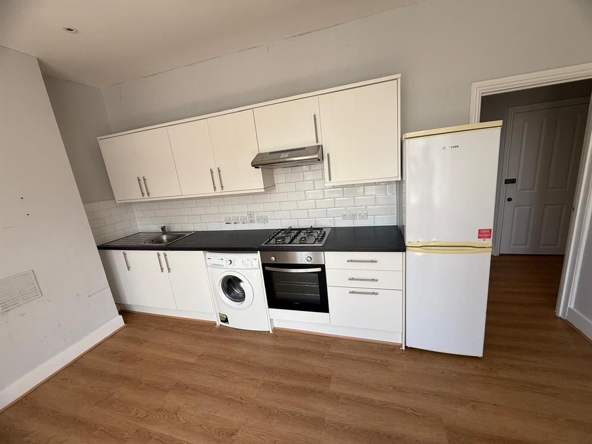 Flat Walworth Road in Greater London