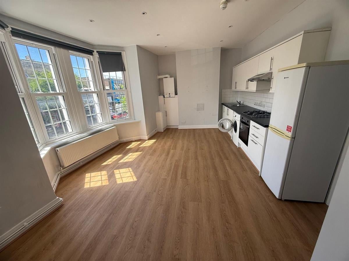 Flat Walworth Road in Greater London