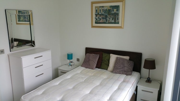 Flat Baltimore Wharf in Greater London