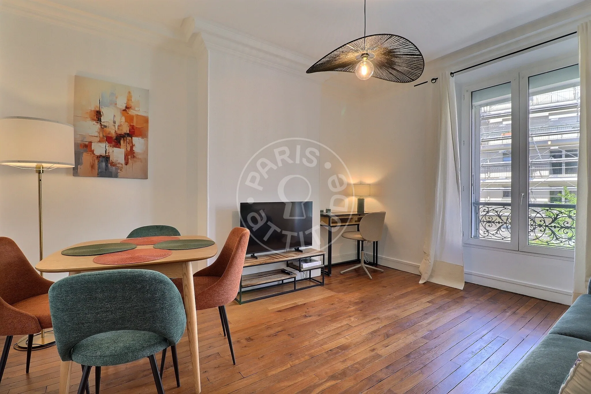 Flat Rue de la Vega in Paris