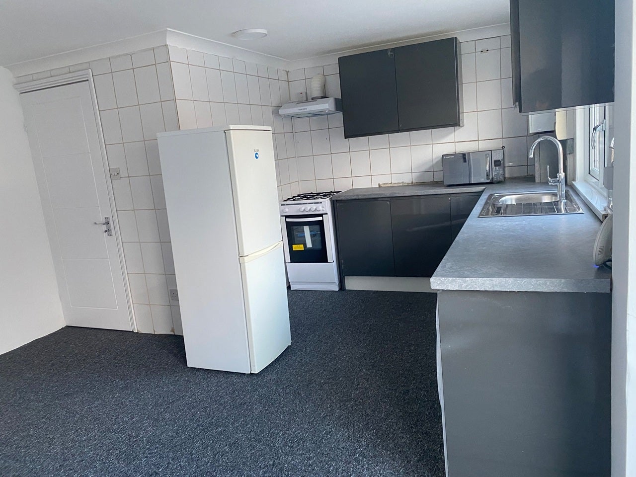 Flat Ashburton Avenue in Greater London