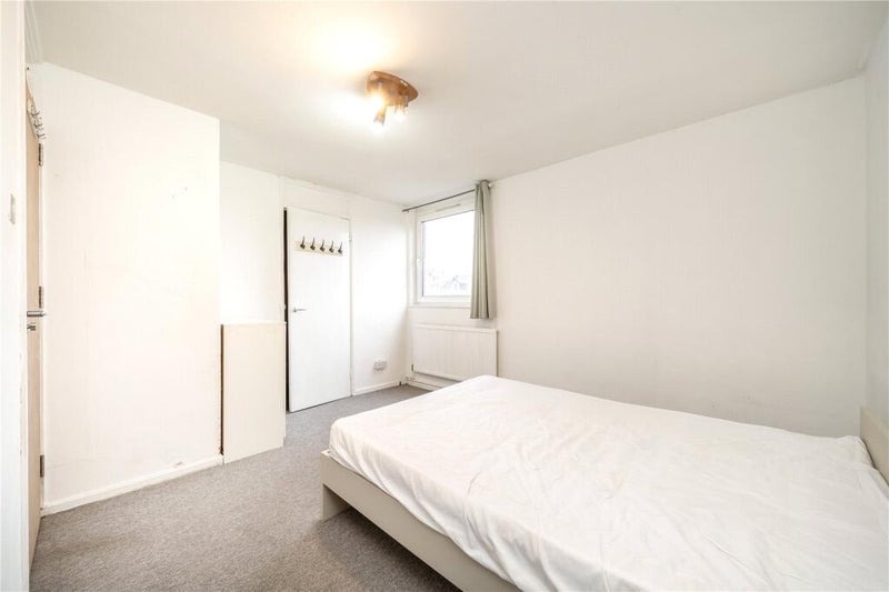 Room Beachcroft Way in Greater London