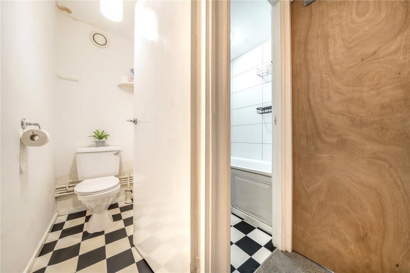 Room Beachcroft Way in Greater London