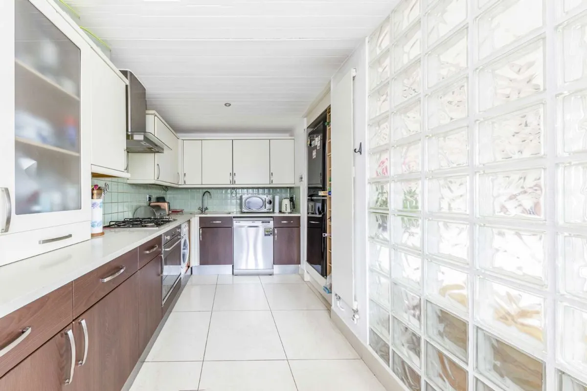 Flat Ericcson Close in Greater London