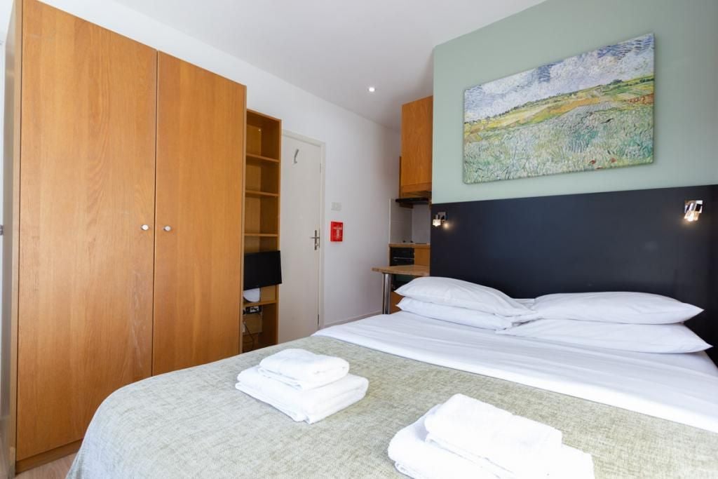 Flat Starcross Street in Greater London
