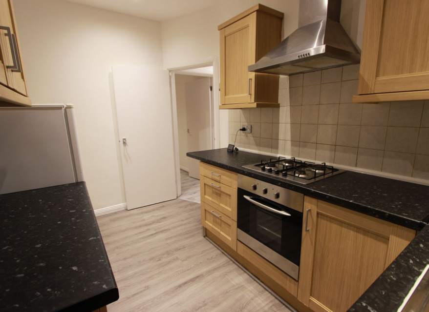 Flat Nether Street in Greater London