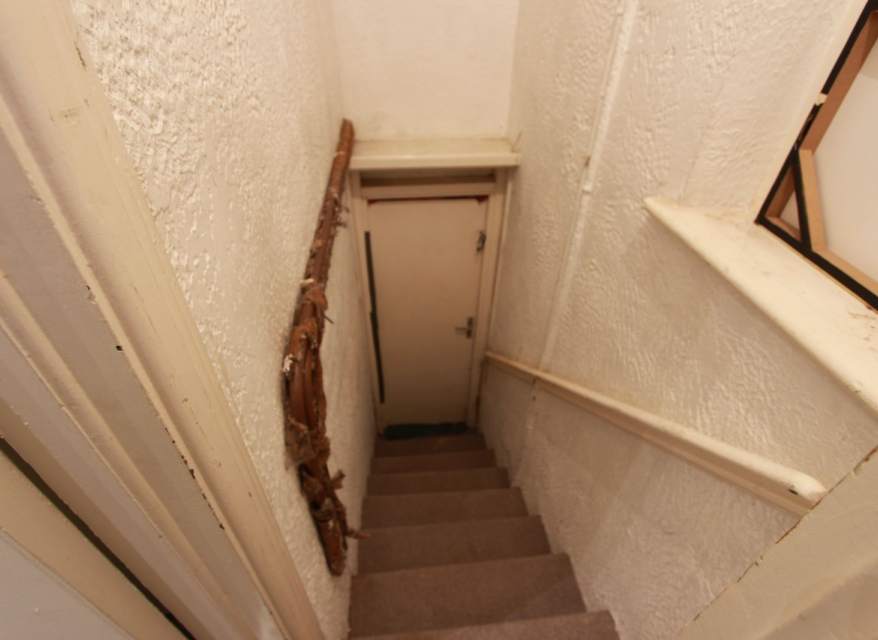Flat Nether Street in Greater London