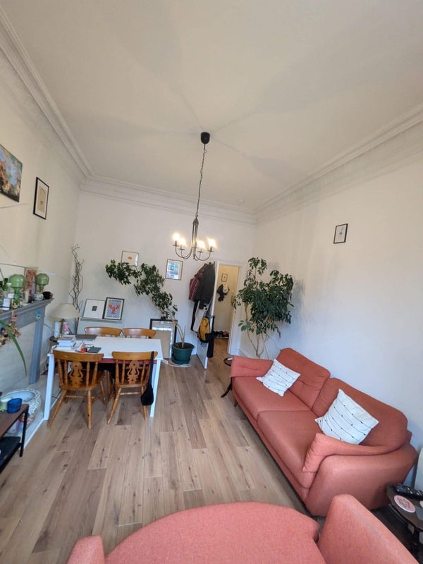 Flat Lochrin Terrace in City of Edinburgh