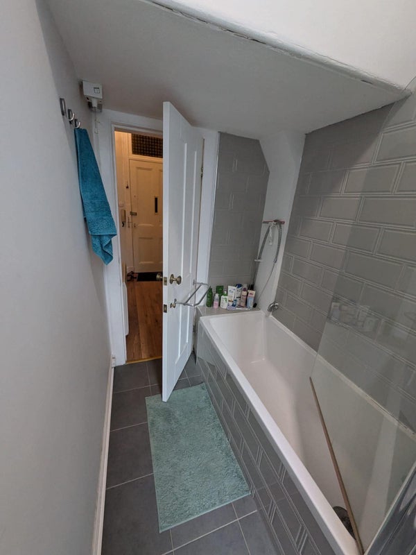 Flat Lochrin Terrace in City of Edinburgh