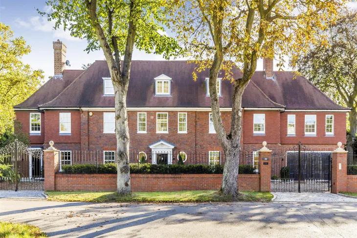 House Stoke Road in Greater London