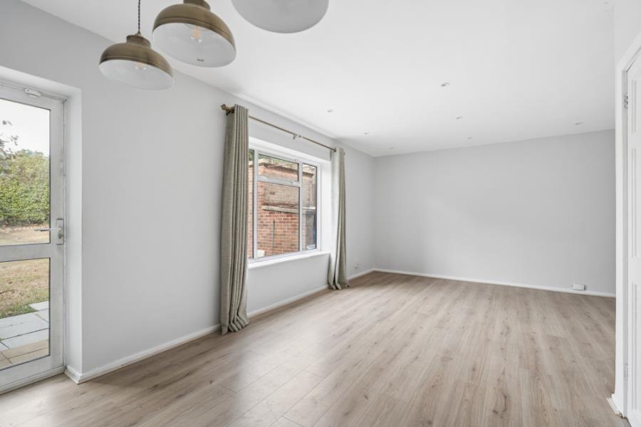 House Wiltshire Lane in London