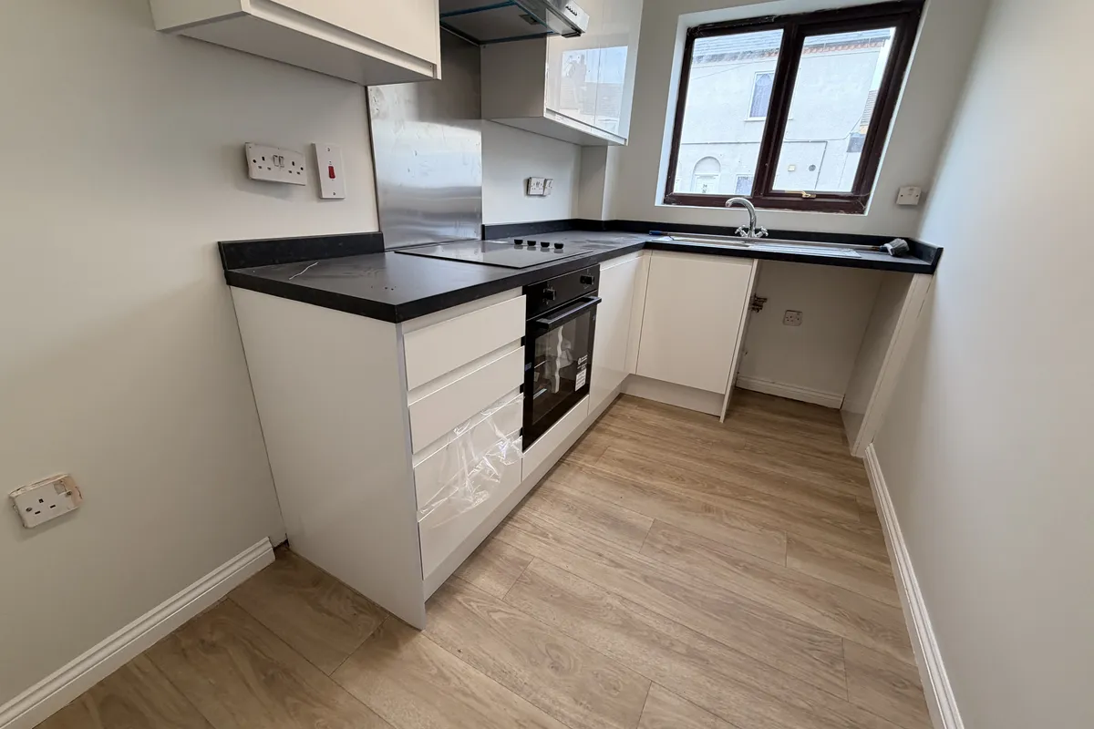 Flat Oakley Street in Northampton