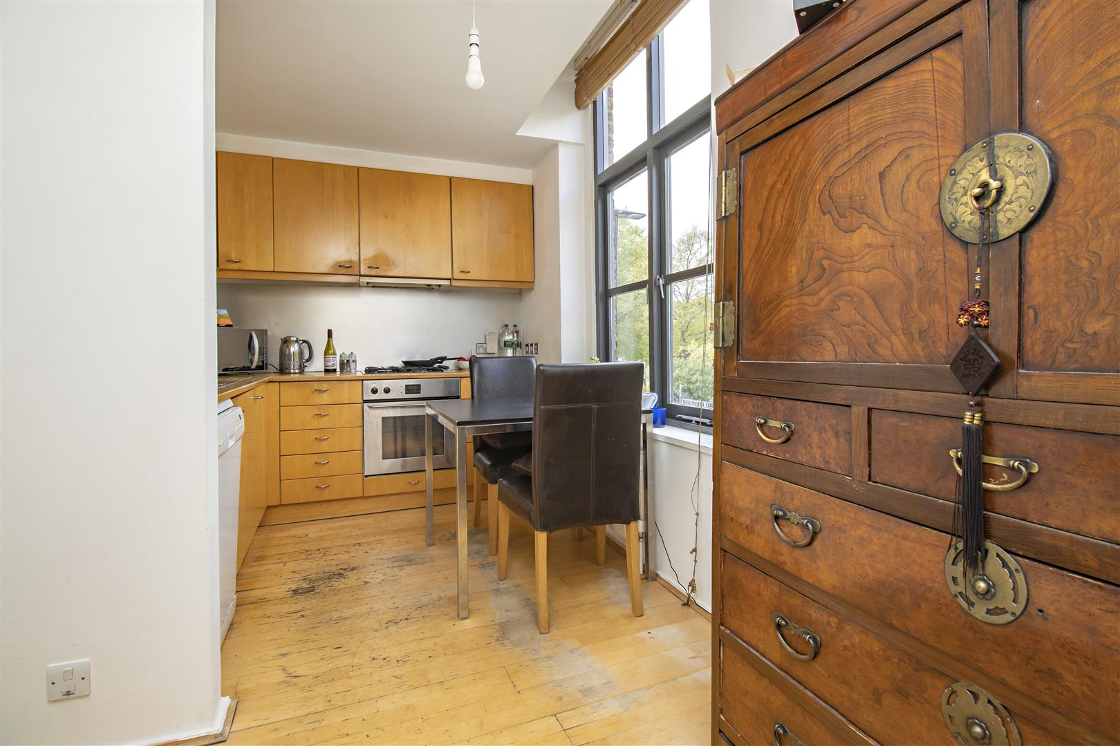 Flat Burghley Road in Greater London