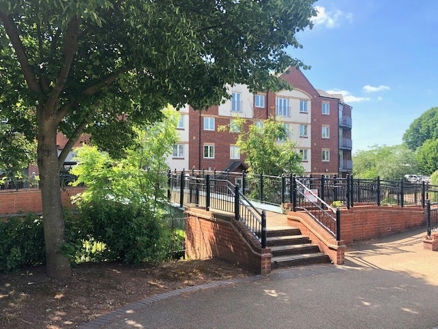 Flat Espley's Yard in Stafford