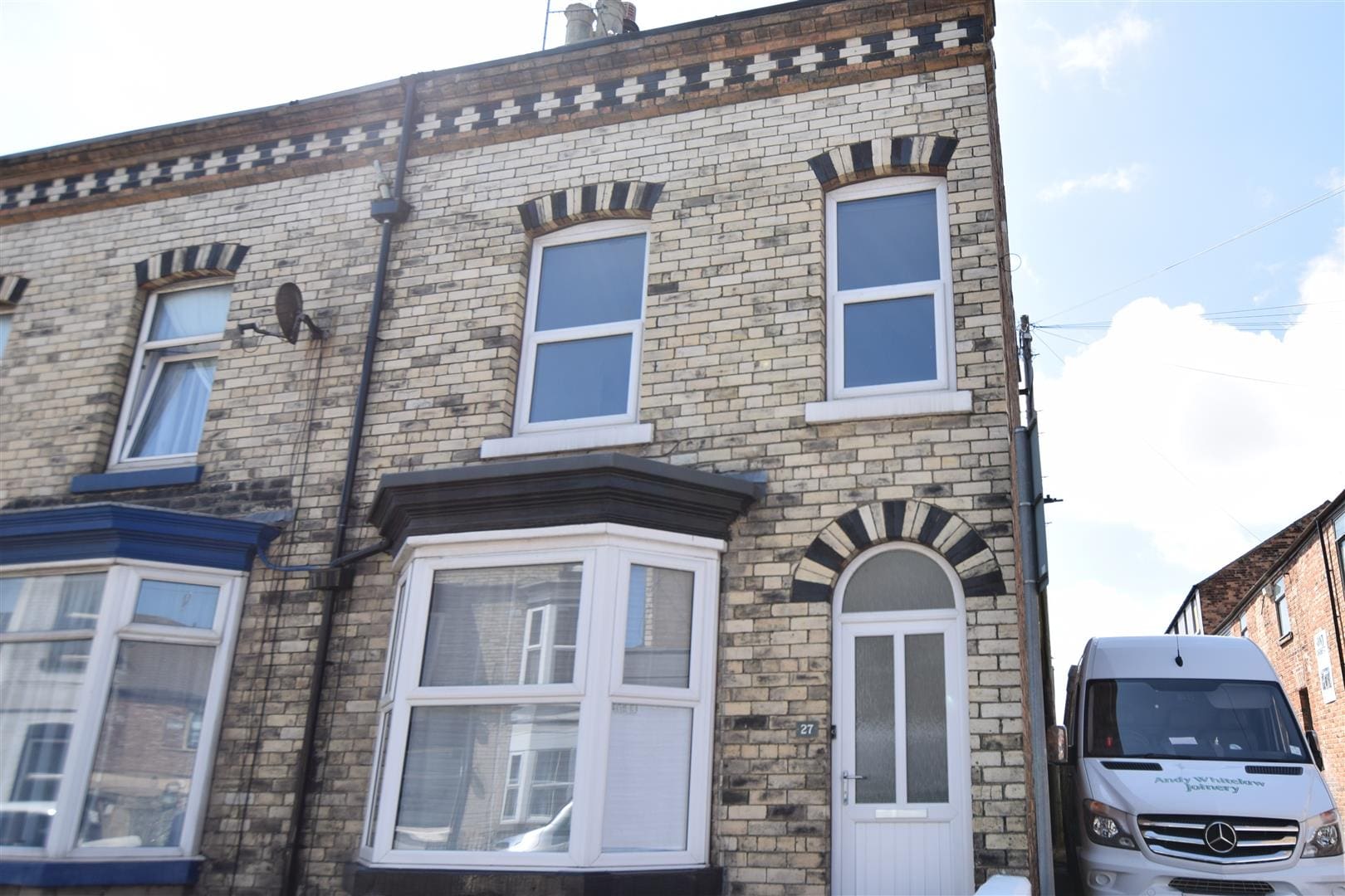 House Gladstone Lane in Scarborough