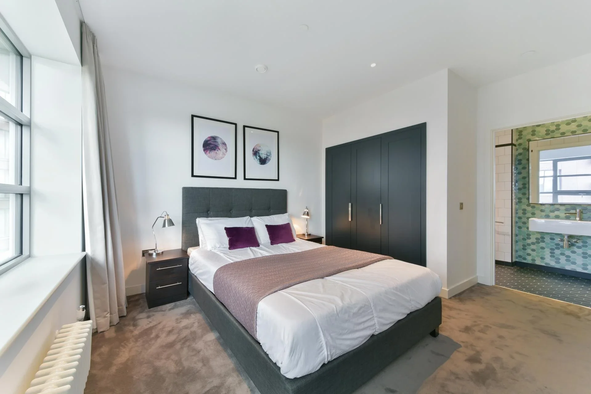 Flat Hope Street in Greater London