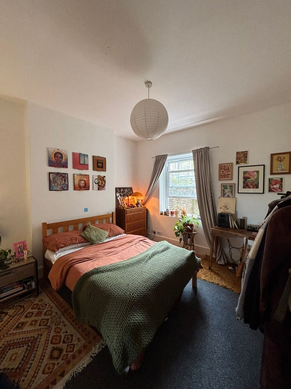 Room Eade Road in Greater London