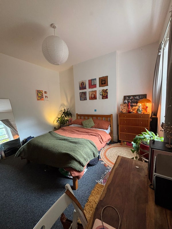 Room Eade Road in Greater London