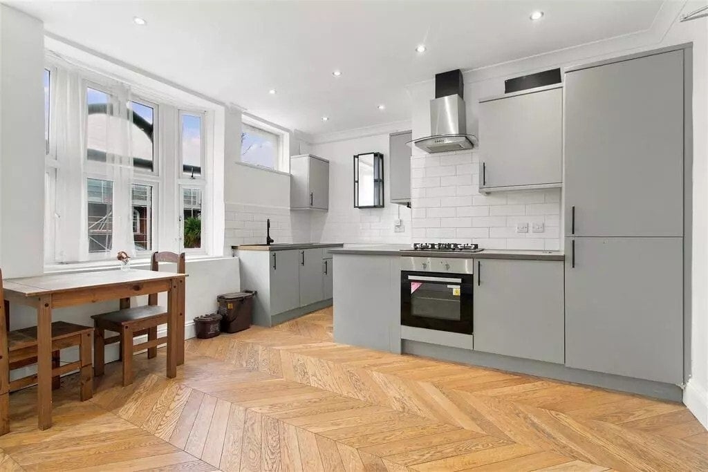 Flat High Road Leyton in Greater London