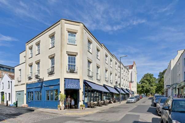 Flat Gloucester Street in Bristol