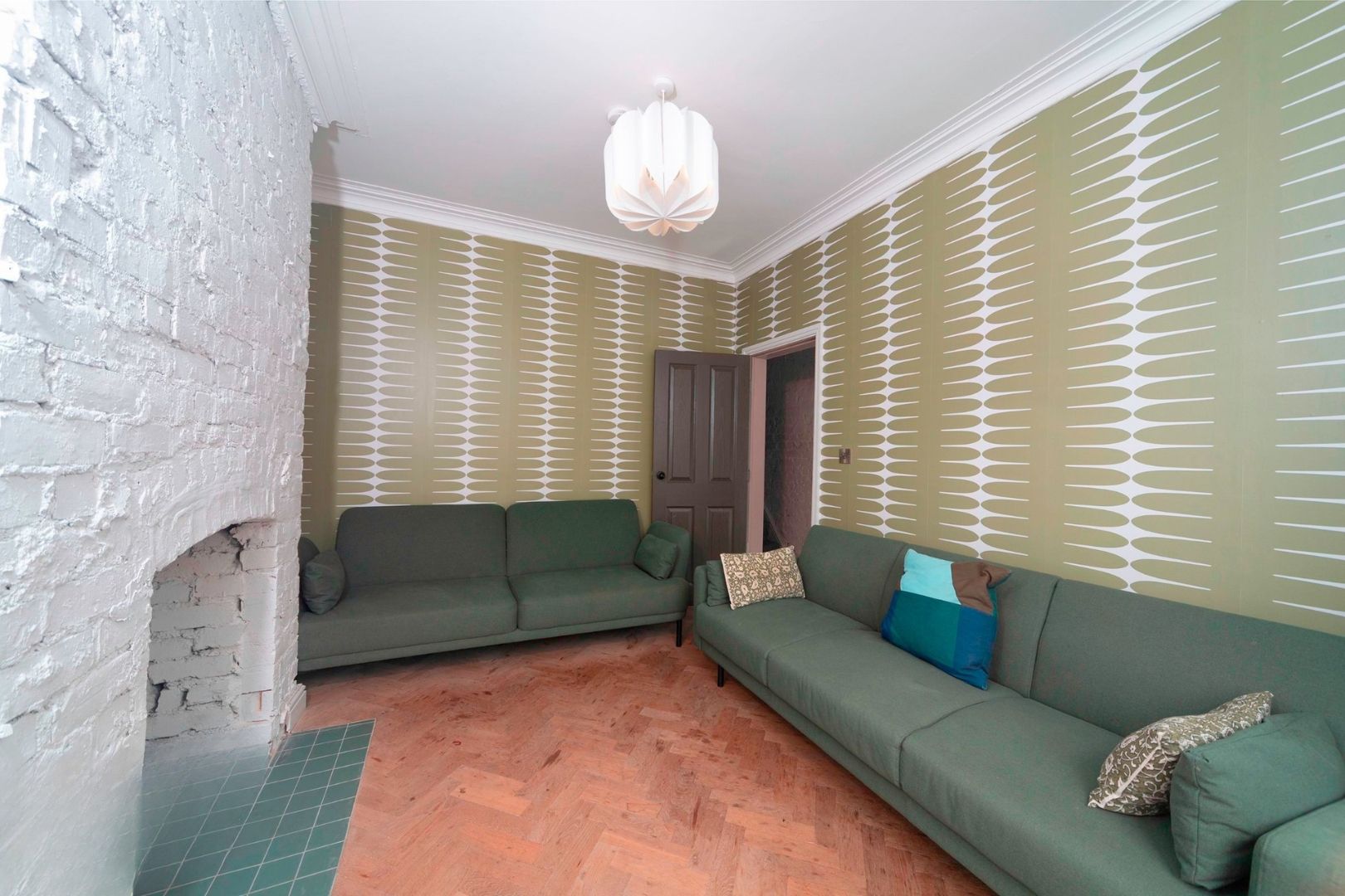 Room Ruskin Avenue in Manchester