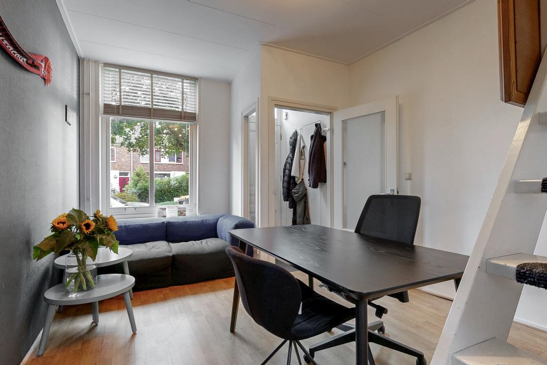 Tussenwoning te koop: Nassaustraat 109, Maarssen