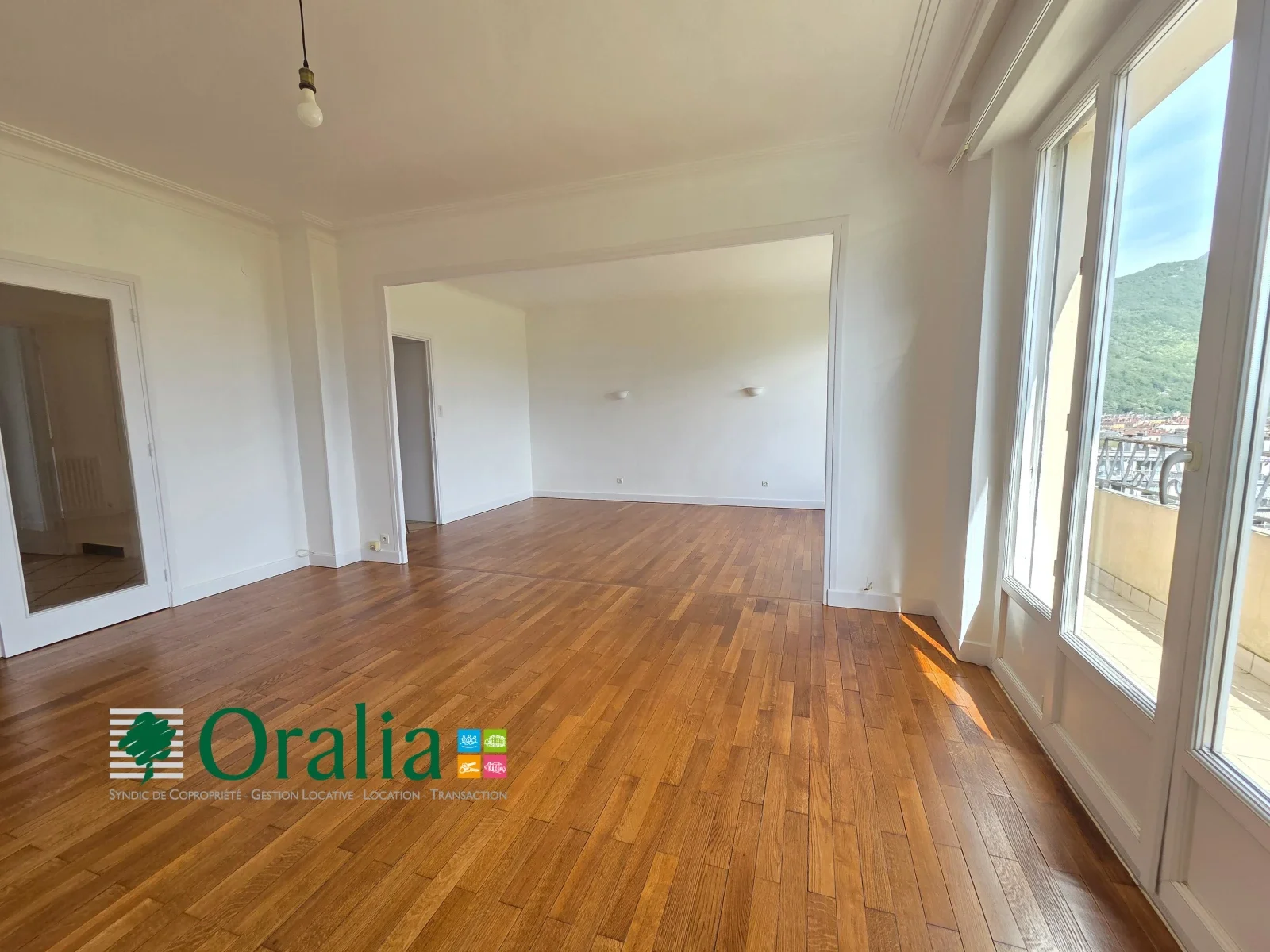 Flat Place Paul Mistral in Grenoble