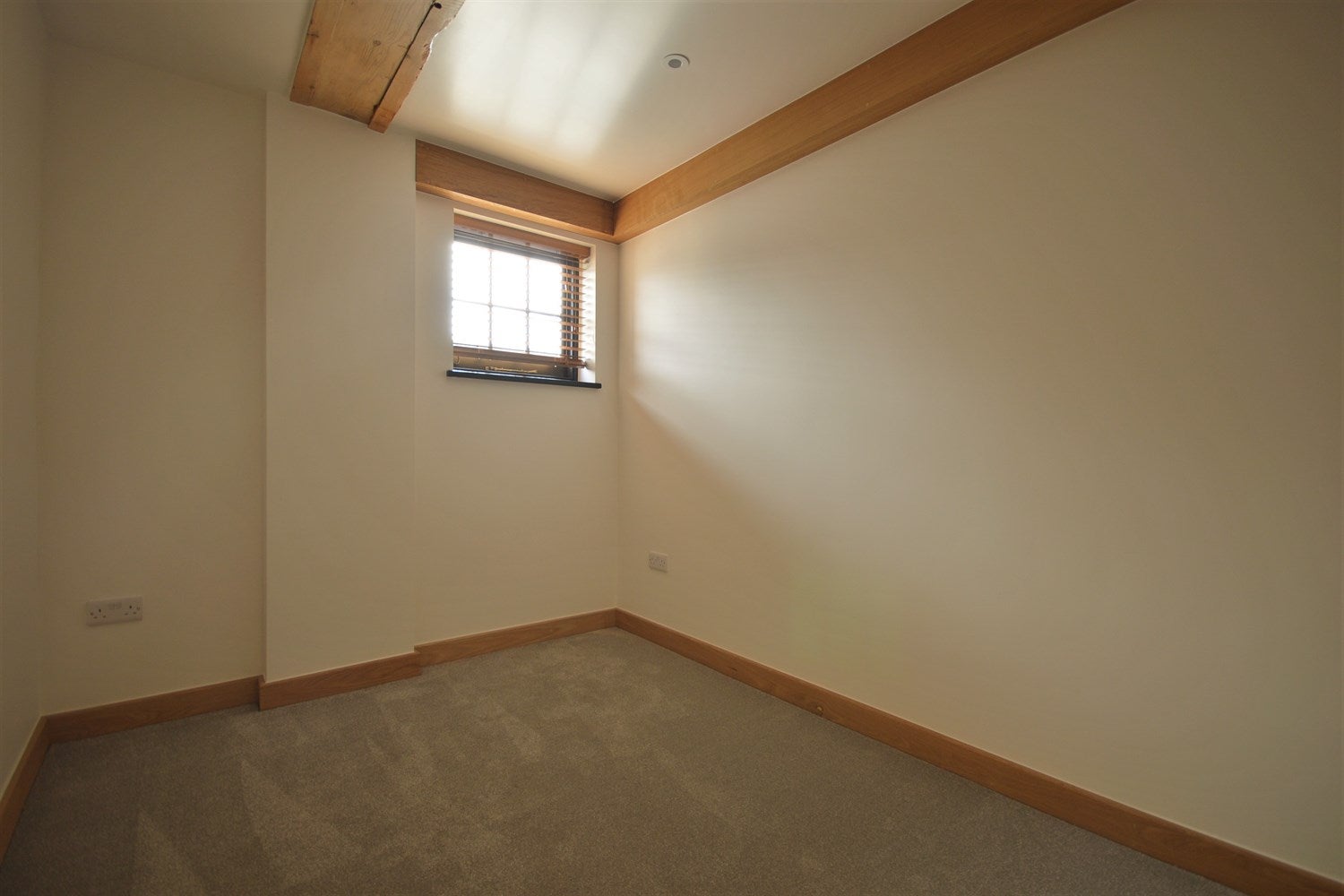 Flat Bepton Road in Chichester