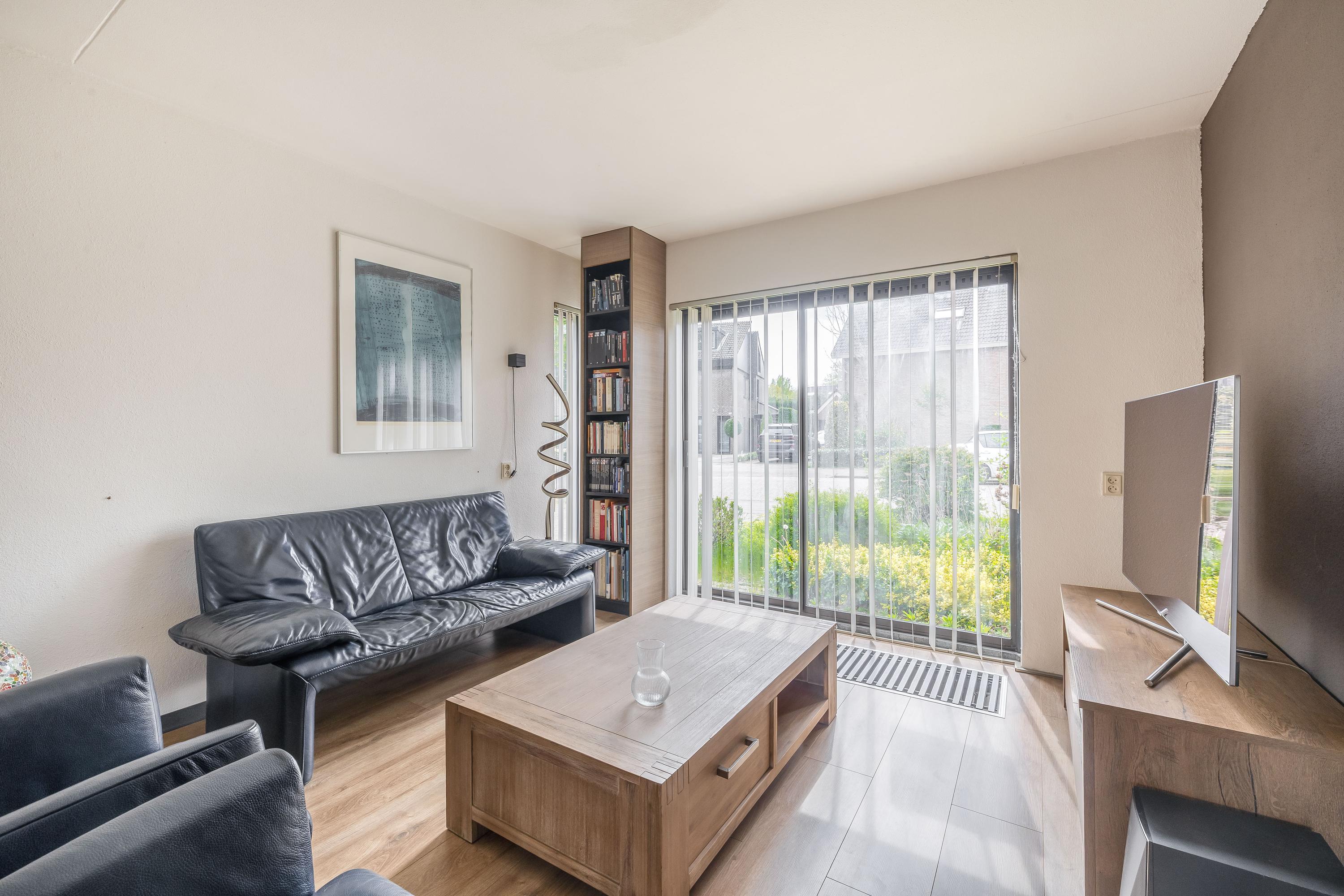 Hoekwoning te koop: Weteringlaan 176, Tilburg