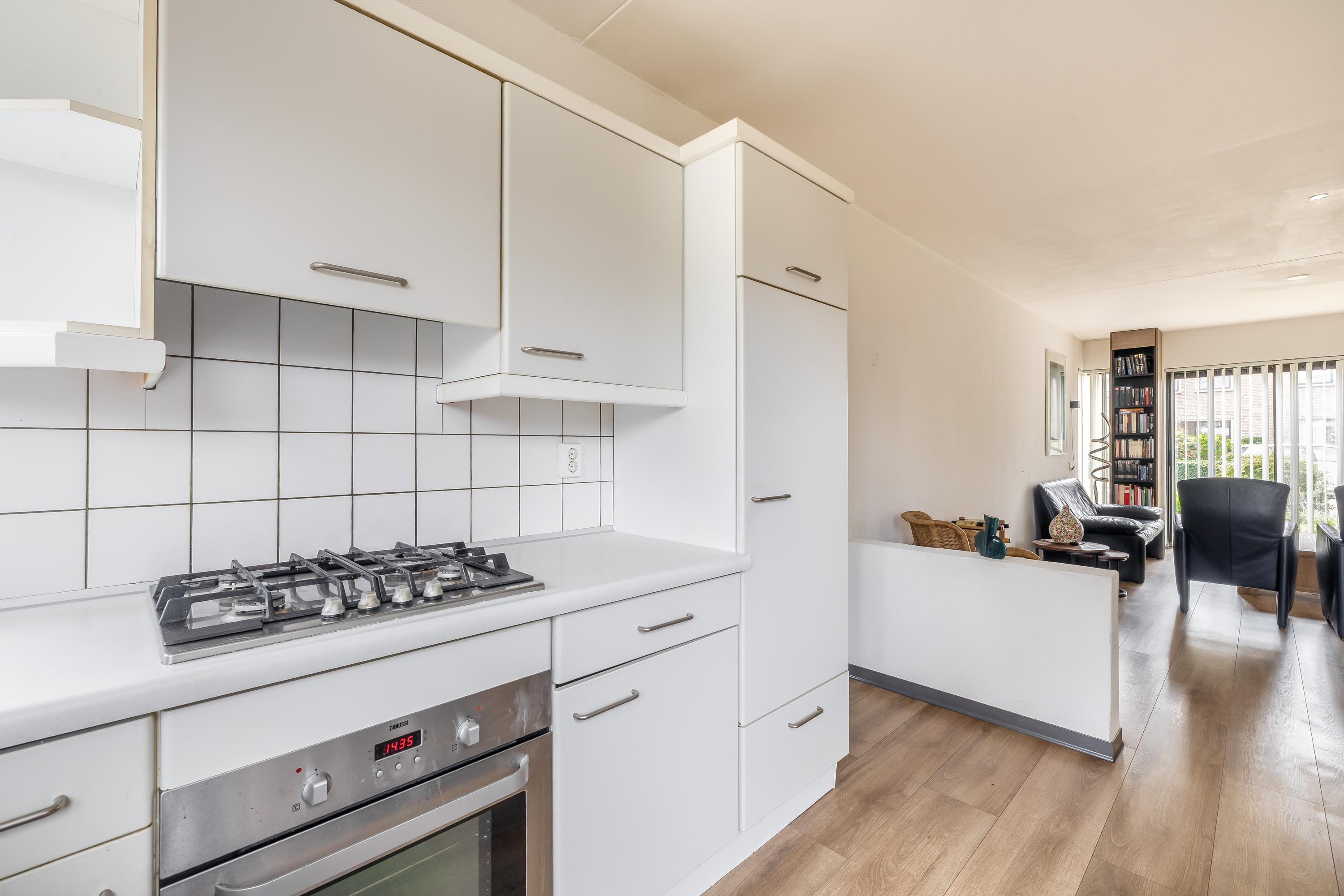 Hoekwoning te koop: Weteringlaan 176, Tilburg