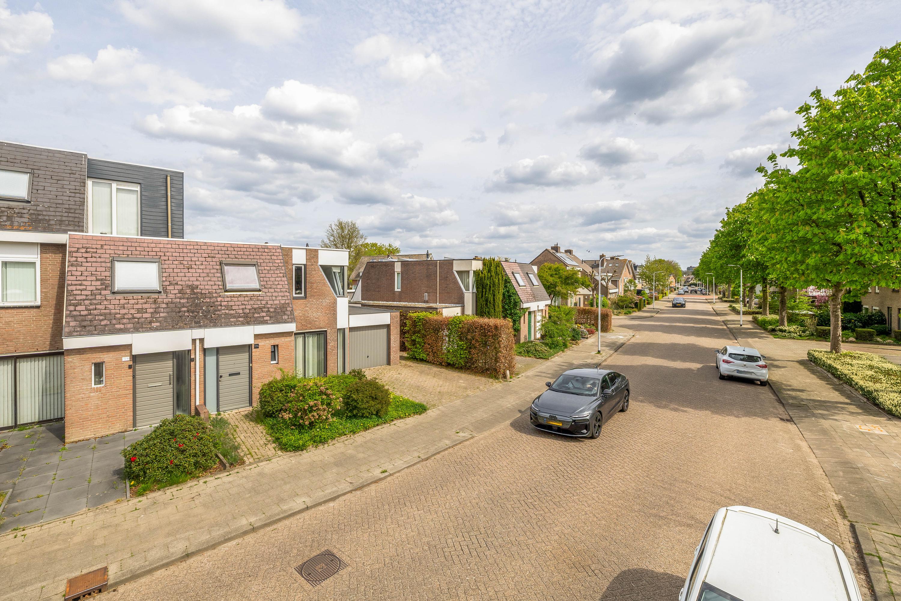 Hoekwoning te koop: Weteringlaan 176, Tilburg