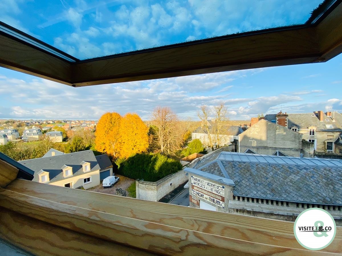 Appartement Place du Docteur Cailloué à Falaise