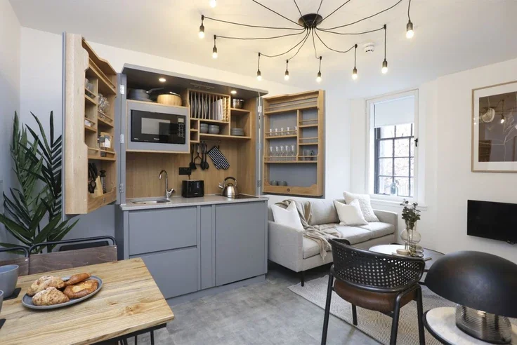 Flat Canongate in City of Edinburgh