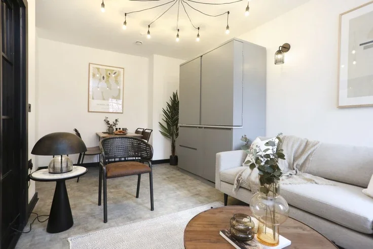 Flat Canongate in City of Edinburgh